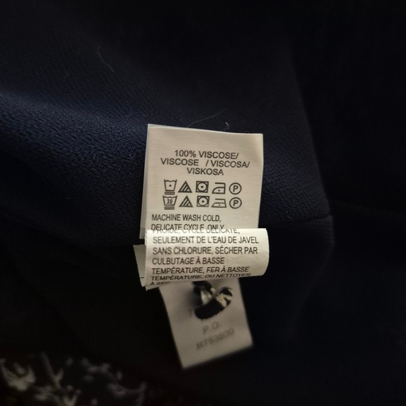 Lucky Brand Plus Sz 3X Dress Navy Blue Botanical Print V-Neck Maxi Boho Flutter - Picture 9 of 9